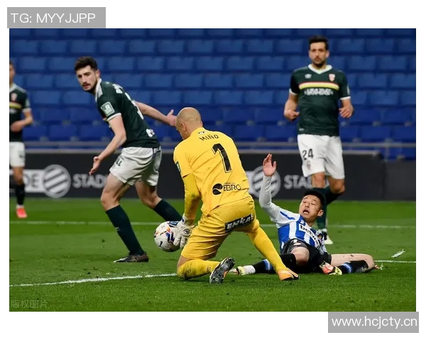 秀弗莱明谈比赛贡献：攻防细节我都乐意参与助力球队胜利