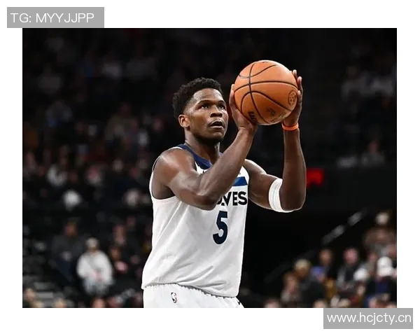 加内特误以为出席聚会却是牌局活动结果提前离场引发关注