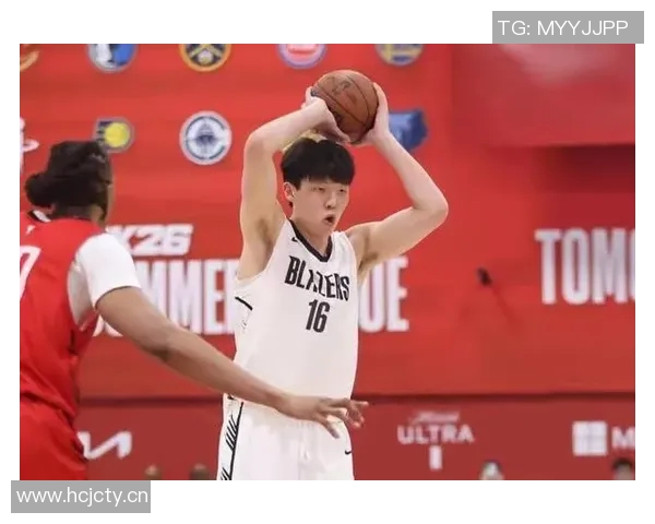 比卢普斯赞杨瀚森如火箭般爆发的表现引发关注与讨论 比卢普斯赞杨瀚森如火箭般爆发的表现引发关注与讨论