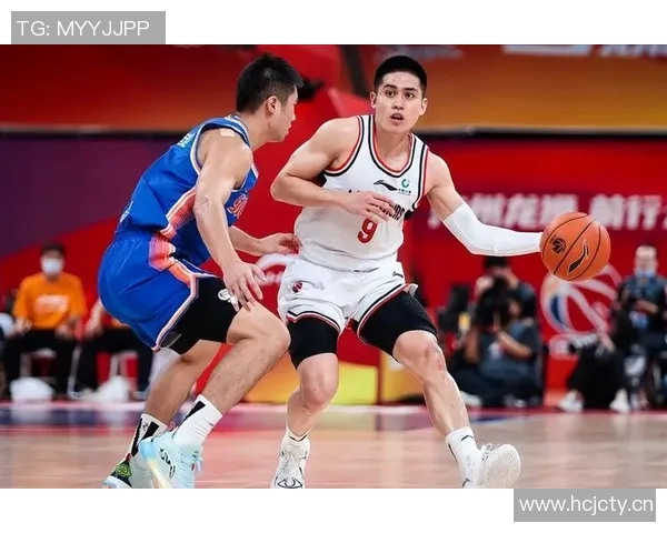 庞峥麟半场表现抢眼8投5中斩获16分三分球与罚球均表现出色