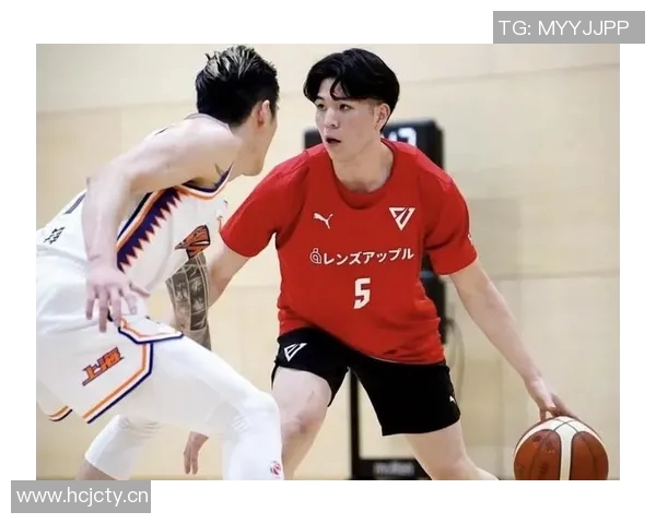 上海新援崔晓龙训练受伤将缺席揭幕战球队面临人员短缺挑战