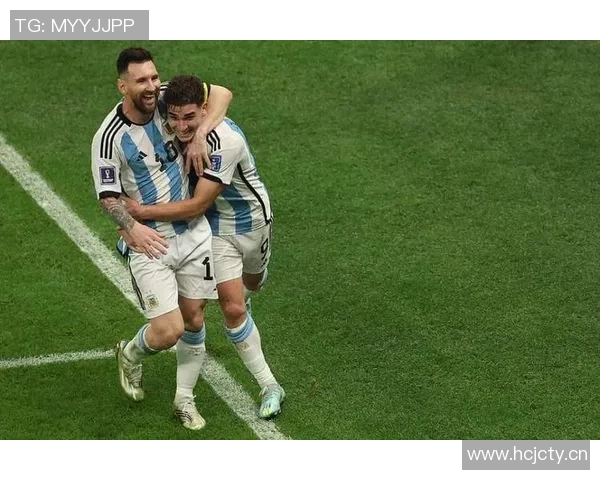 巴萨密切关注阿尔瓦雷斯状态两个月西甲进球荒引发担忧