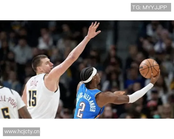 约基奇化身魔术师亚历山大与杨在费城的精彩对决