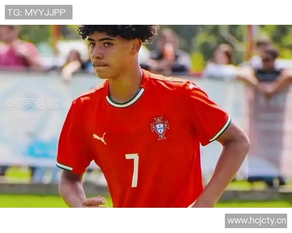 迷你罗继承父亲遗志15岁小将入选葡萄牙U16新阵容引关注