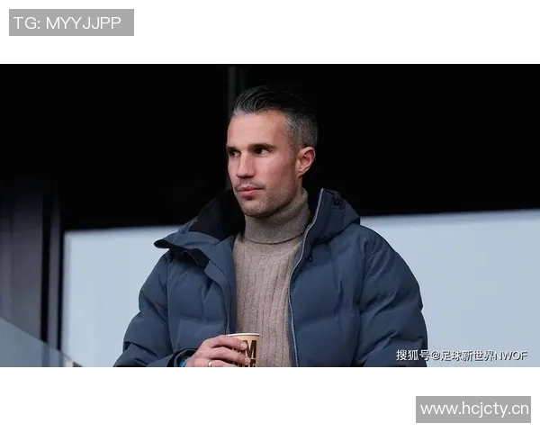 官方确认范佩西儿子膝伤无大碍本赛季有望复出 官方确认范佩西儿子膝伤无大碍本赛季有望复出